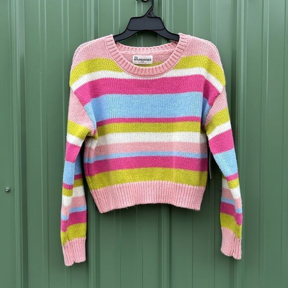 Fashion Midweight Colorful Cozy Sweater Size M - Picture 1 of 6
